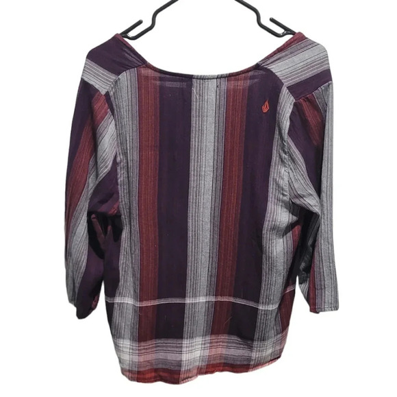 VOLCOM striped front tie blouse - Picture 2 of 6